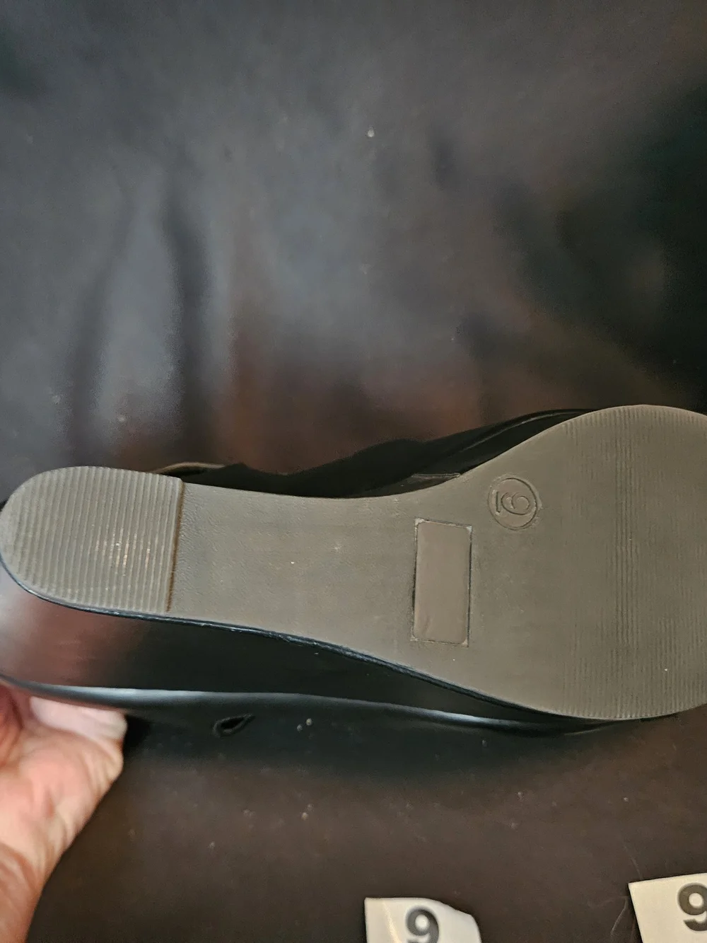 jore comfortable black